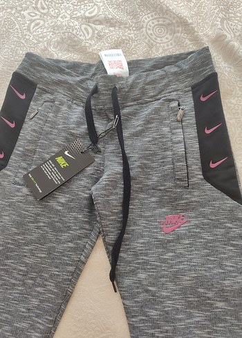 s Beden Nike Gri Kız Eşofman Altı Fermuarlı Cepli