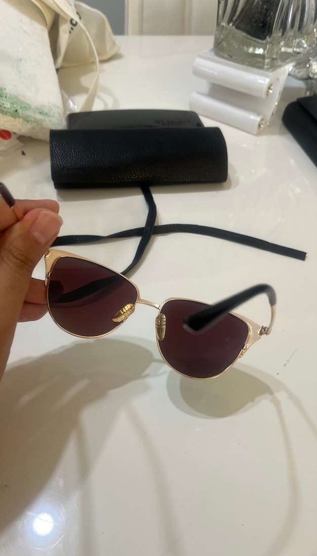 Aynalı Parlak Tokalı Kadın Güneş Gözlüğü - Görsel 5
