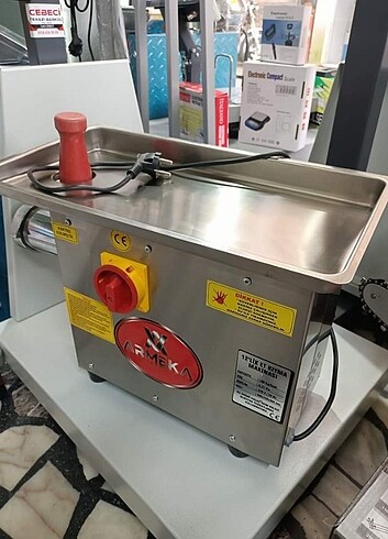  Beden ARMEKA 12 NO KIYMA MAKİNESİ