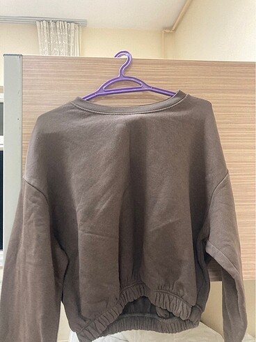 KAHVERENGİ CROP SWEATSHİRT