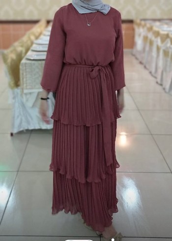 Gül kurusu renginde Piliseli kat kat Kadın Elbise