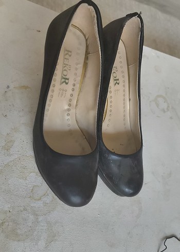 37 Beden Diger Siyah Stiletto Topuklu Kadın Klasik Ayakkabı