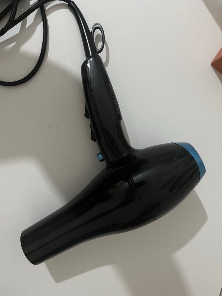 Siyah Saç Kurutma Makinesi - Görsel 3