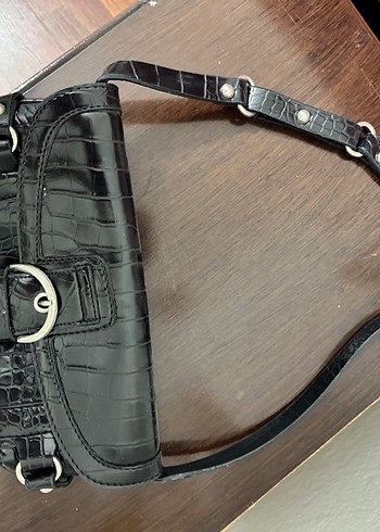 Kemer Tokalı Siyah Deri Kadın Çanta - Görsel 2