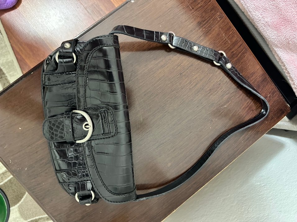 Kemer Tokalı Siyah Deri Kadın Çanta - Görsel 2