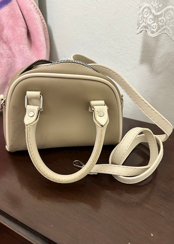 Bej Deri Fermuarlı Kadın Çanta - Görsel 3