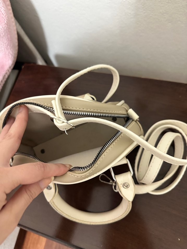 Bej Deri Fermuarlı Kadın Çanta - Görsel 4