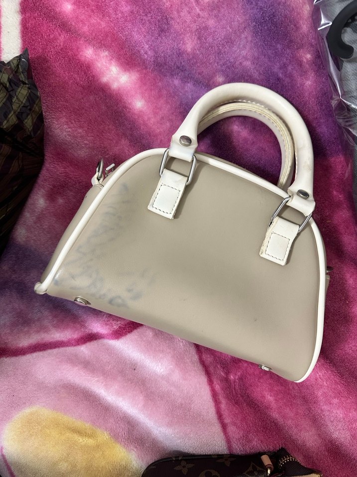 Bej Deri Fermuarlı Kadın Çanta - Görsel 5