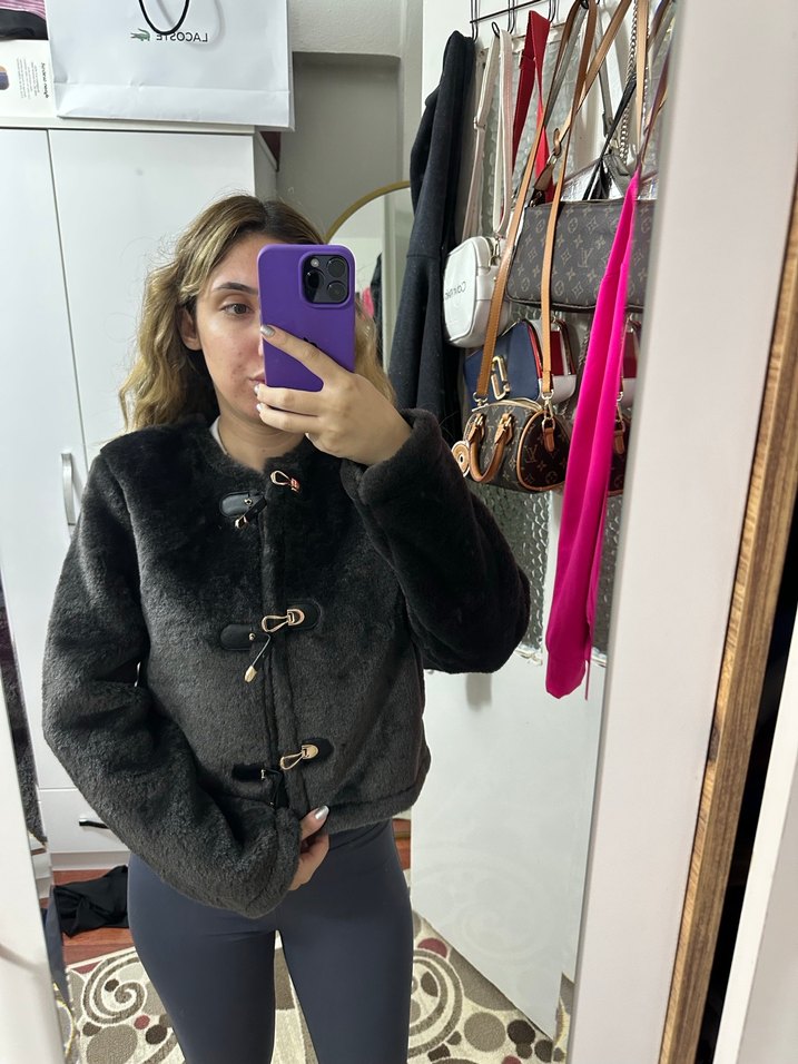 Gri Kadın Kısa Peluş Kürk Ceket - Görsel 3
