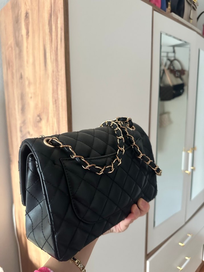 Zincir Detaylı Siyah Deri Kadın Çanta - Görsel 3