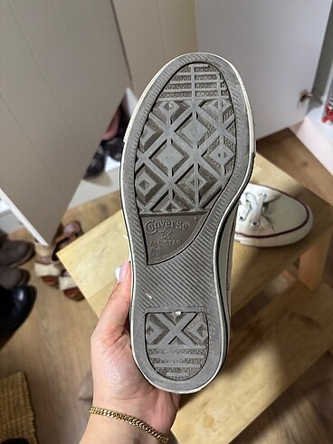 38 Beden beyaz Renk ORİJİNAL CONVERSE