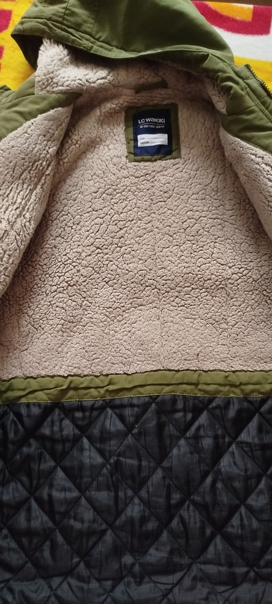 Haki Kapüşonlu Erkek cocuk Mont - Görsel 3