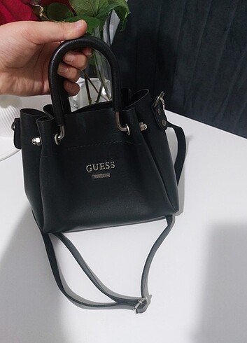 Guess Çanta 
