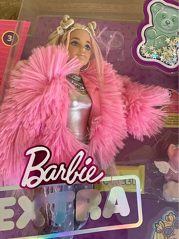 Barbie Barbie extra 03 kutusunda