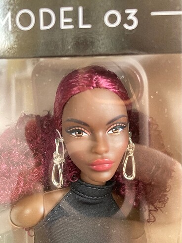 Barbie ???? barbie basic 03 kutulu