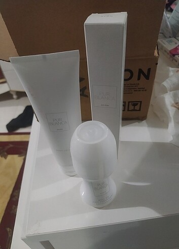 Avon Pur blance 