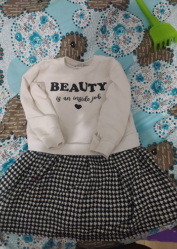 Beyaz Baskılı Kız Sweatshirt