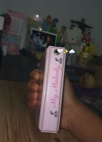 Beden Renk Sanrio Binder