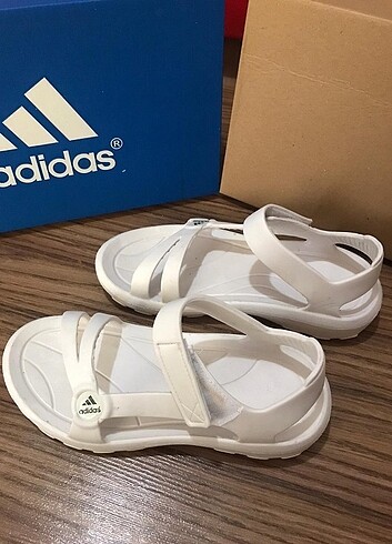 Adidas Sandalet 