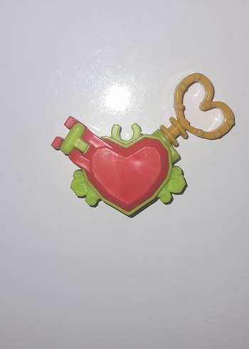 Kinder Joy Kalpli Anahtarlık - Görsel 2