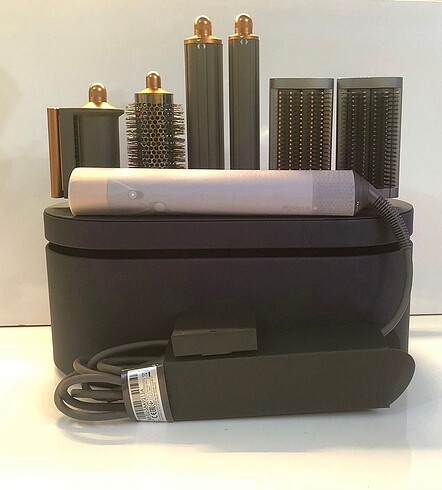 Dyson airwrap