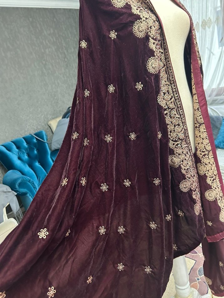 Bordo Nakışlı boyun şalı çokkkk güzel - Görsel 2