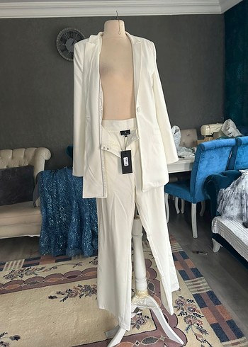 Beyaz Düğmeli Kadın Uzun Ceket - Görsel 12