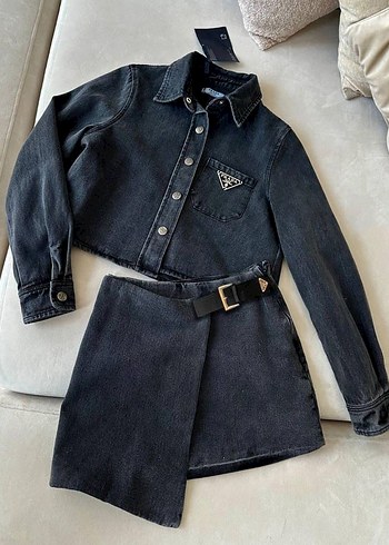 Kemer Detaylı Siyah Kısa Denim Ceket etek prada