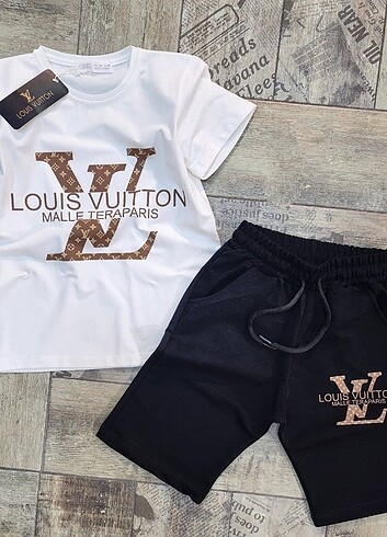 Louis Vuitton erkek çocuk ikili takim