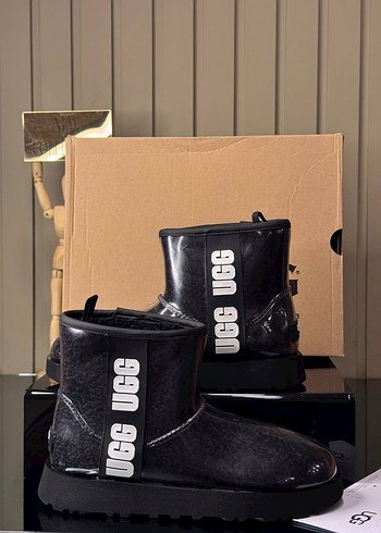Ugg Siyah Kadın Rugan Stiletto Topuklu Bot ugg