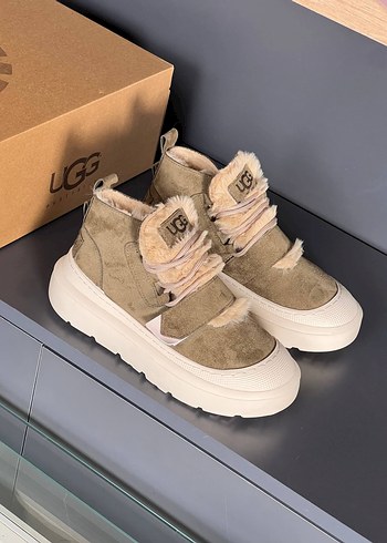 Ugg Bej Süet Tüylü Platform Topuklu Kadın Bot ugg