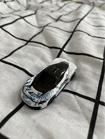  Beden Renk hotwheels 3?lü set