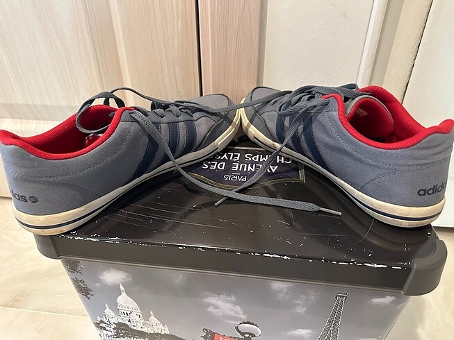 44 Beden Adidas gri sneaker