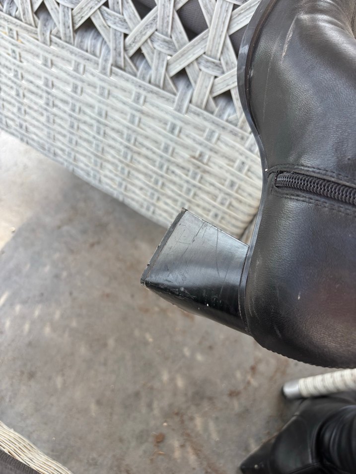 Fermuarlı Gri Deri Dizaltı Çizme - Görsel 2