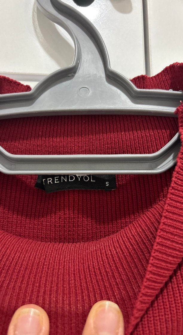 Bordo Süet Yüksek Yaka Kolsuz Kadın Atlet - Görsel 2