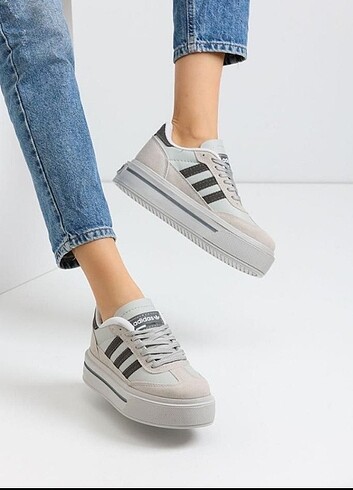 Adidas platform 