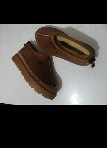Ugg Ugg bot