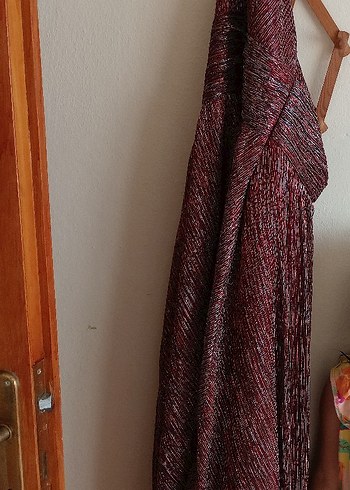Bordo Parlak Dokulu abiye elbise