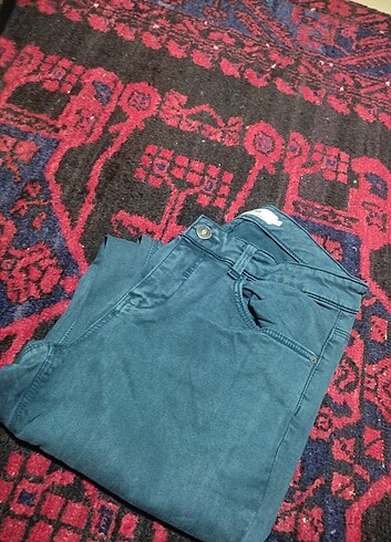 MAVİ KOT JEANS MARKALİ COK UYGUN COK TEMİZ