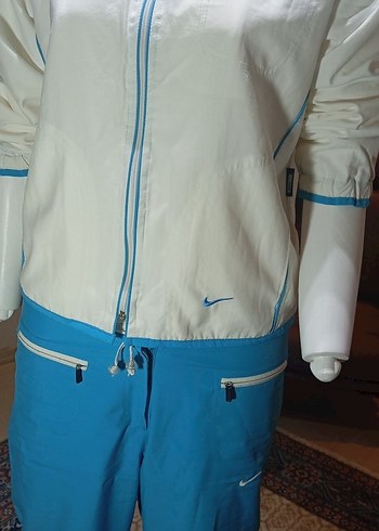 Nıke orjinal  .Mavi Kadın Spor Takımı, Bol Kesim, Kemerli - Görsel 4