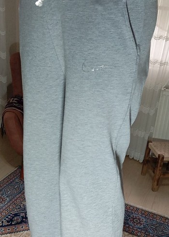 NIKE İŞLEMELİ Gri Kadın Rahat Kesim Eşofman Altı - Görsel 14