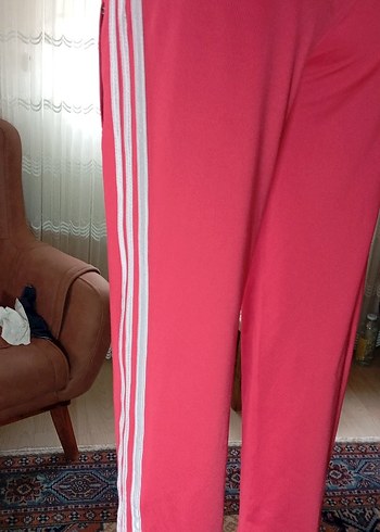 ADIDAS REAL MADRID MODEL YENİ SEZON XL YENİ - Görsel 8