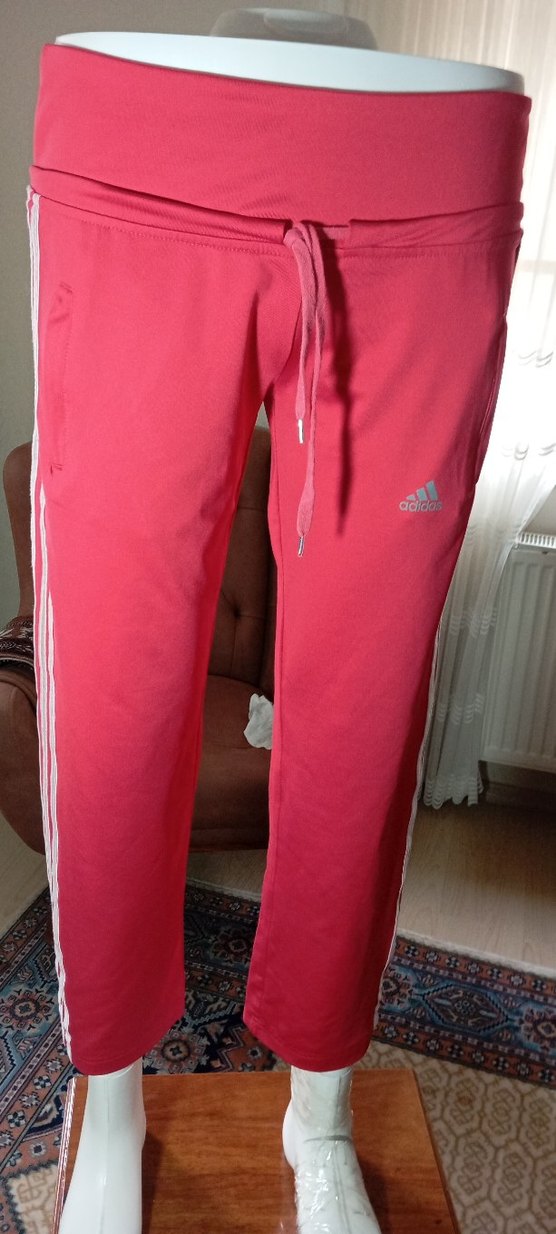 ADIDAS REAL MADRID MODEL YENİ SEZON XL YENİ - Görsel 5