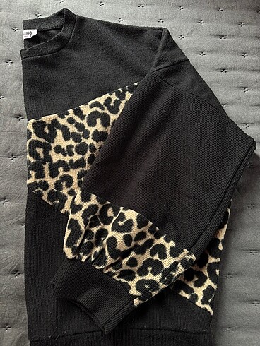 leoparlı sweatshirt balon kol