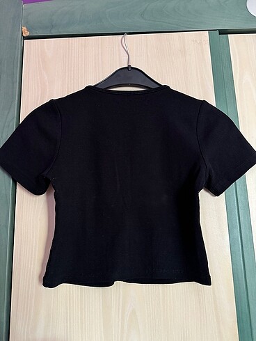 l Beden siyah crop
