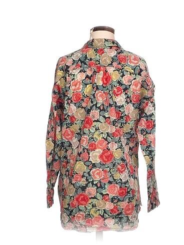 38 Beden H&M Gömlek %70 İndirimli.
