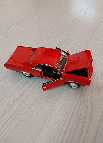 Beden Pontiac model araba