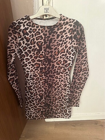 Uzun kollu mini leopar elbise