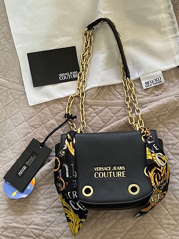 versace canta