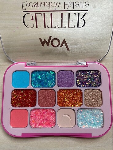 Diğer Watsons Mov glitter palet